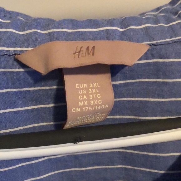 Oversized blue and white striped button down shirt - Picture 2 of 5